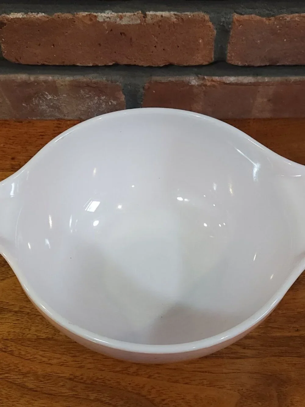 PYREX Vintage 1950s 442 1.5 Qt Gooseberry Cinderella Mixing Bowl in Pink